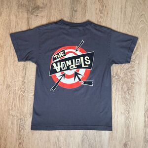The Vandals Graphic T-Shirt Target Logo Gray Youth Size Medium Punk Band